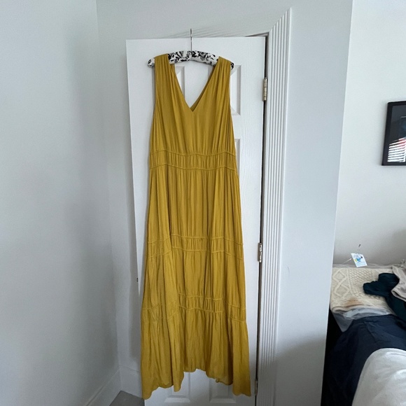 Anthropologie yellow maxi tie dress - Picture 8 of 8